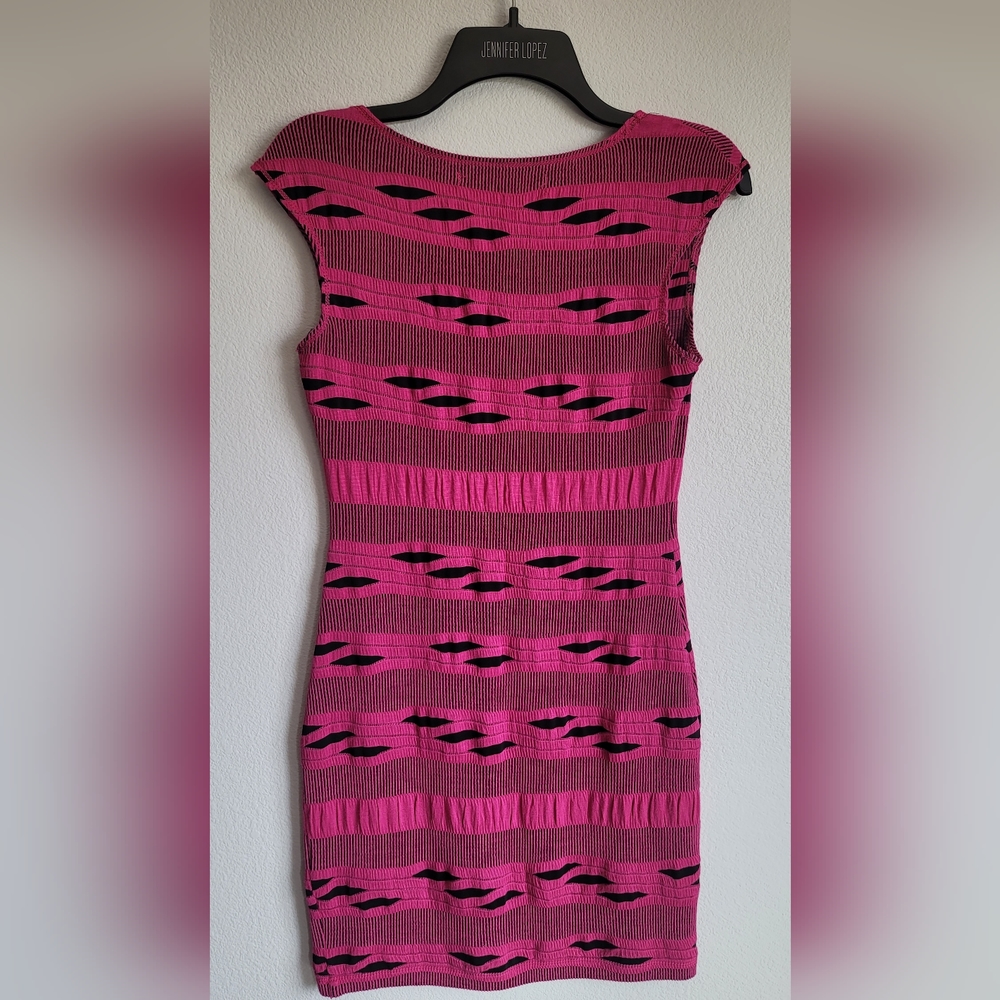 Dress - Picture 4 of 4